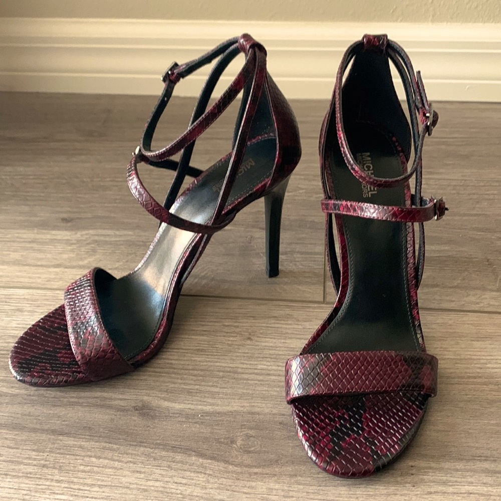 NIB Michael Kors Snake Embossed Cardi Sandal Size 9